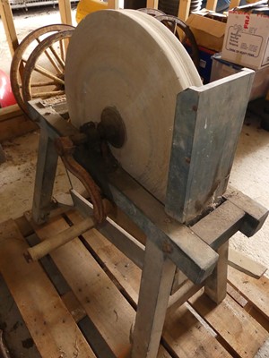 Lot 40 - A Hunt & Co Ltd of Earls Colne grinding wheel...