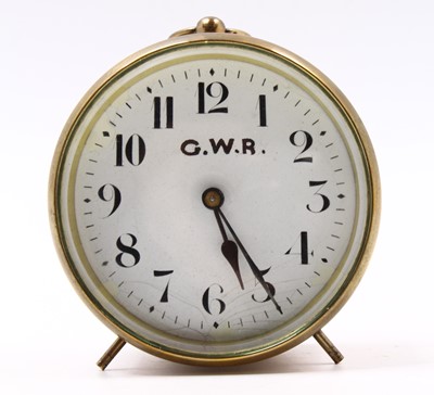 Lot 101 - A brass cased and GWR-marked desk clock,...