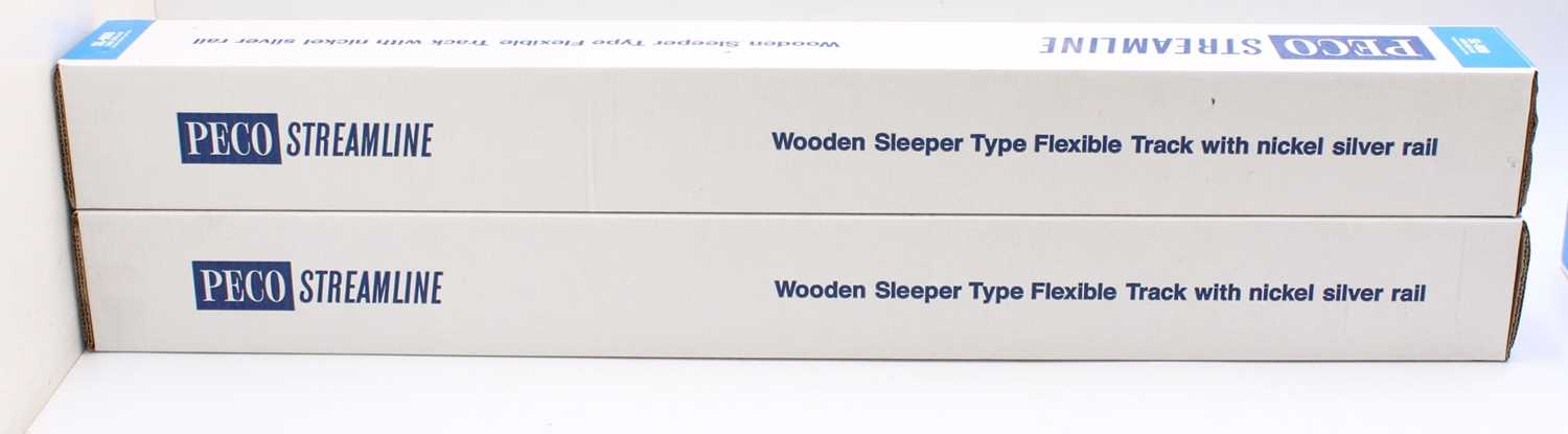 Lot 148 - Two unopened boxes of six lengths Peco G-45...