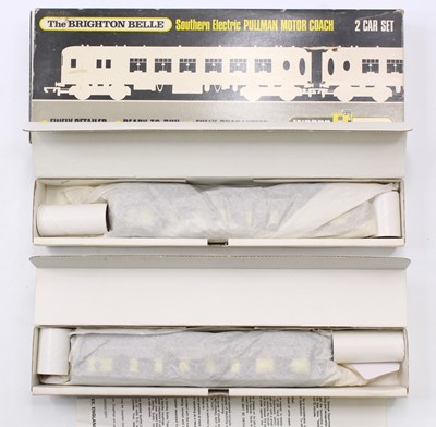 Lot 368 - Wrenn W3006/7 Brighton Belle 2-car set, brown...