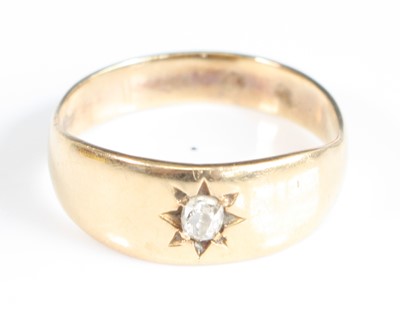 Lot 409 - A yellow metal diamond dress ring, having an...