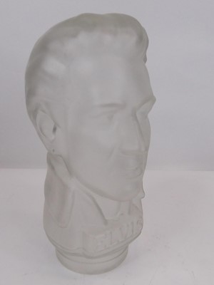 Lot 30 - An Elvis Presley frosted glass bust lightshade,...