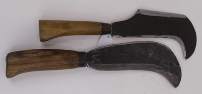 Lot 38 - An early 20th century billhook, the steel...