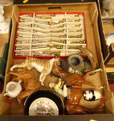 Lot 70 - Miscellaneous items to include Beswick animal...