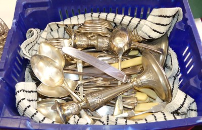 Lot 250 - A collection of silver plated wares, to...