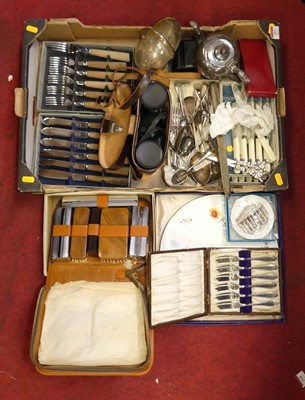 Lot 257 - Miscellaneous items to include silver plated...