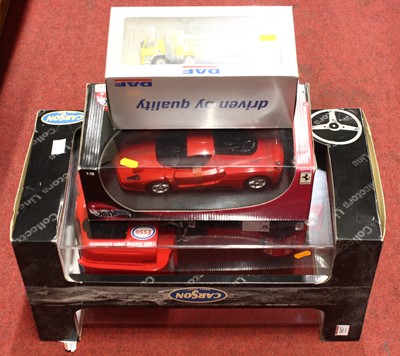 Lot 1627 - Three boxed modern issue diecast models to...