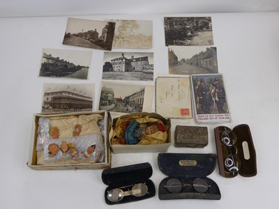 Lot 373 - Miscellaneous items to include vintage...