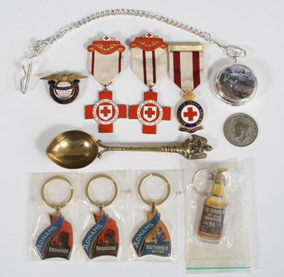 Lot 498 - A collection of miscellaneous items to include...