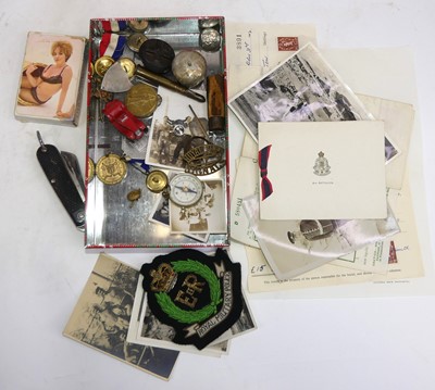 Lot 462 - Miscellaneous military items to include...