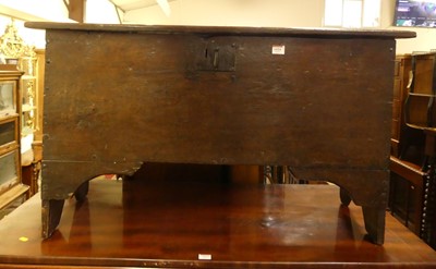 Lot 1424 - A 17th century close nailed six plank boarded...