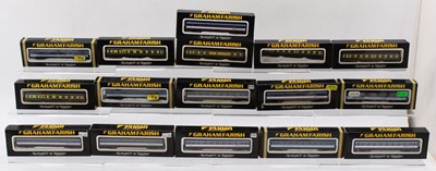 Lot 519 - 16 N Gauge Graham Farish various coaches,...