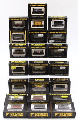 Lot 531 - 22 Various N Gauge Graham Farish wagons, from...