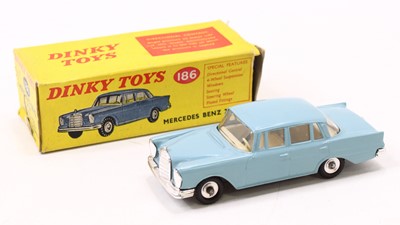 Lot 1104 - Dinky Toys No. 186 Mercedes Benz 220SE...