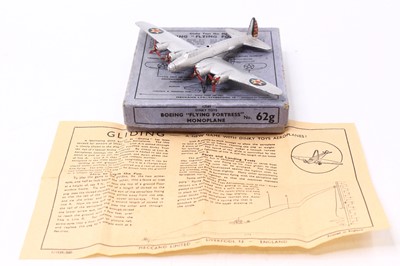 Lot 1287 - A Dinky Toys No. 62G Boeing Flying Fortress...