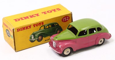 Lot 1121 - A Dinky Toys No. 152 Austin Devon saloon...