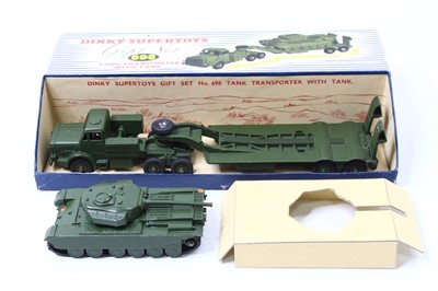 Lot 1323 - Dinky Toys Gift Set No.698 Tank Transporter...