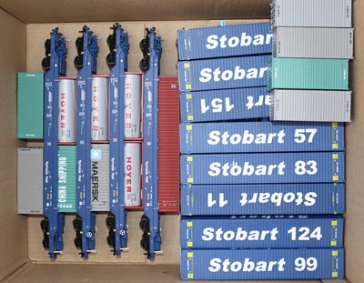 Lot 664 - 8x various 00 gauge container wagons by Dapol,...