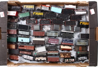 Lot 666 - One large tray of loose 00 gauge wagons mostly...