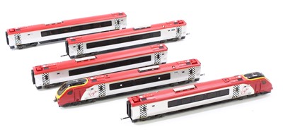 Lot 669 - A 00 gauge Bachman class 221 DMU set,...