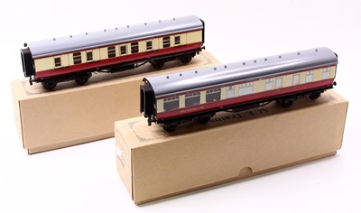 Lot 300 - Two ACE Trains Coarse Scale BR C5 coaches,...