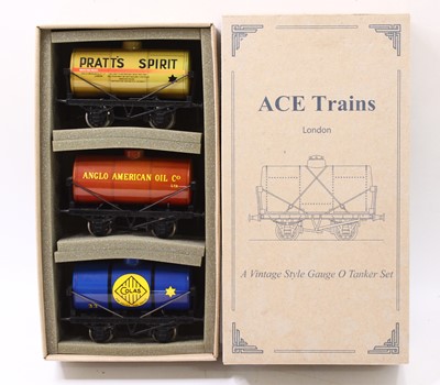 Lot 192 - ACE Trains 0 gauge coarse scale tanker set 6,...