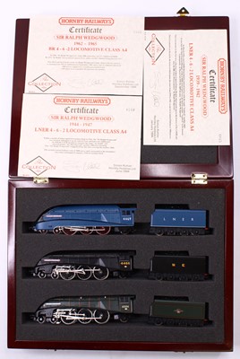 Lot 677 - A Hornby 00 gauge boxed limited edition set of...