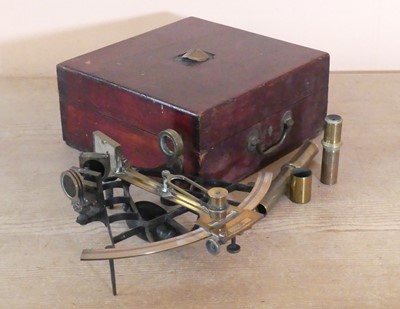 Lot 1090 - A 20th century sextant, having a black...
