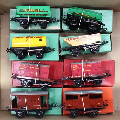 Lot 268 - Eight No.50 Hornby wagons: all (E) or better,...