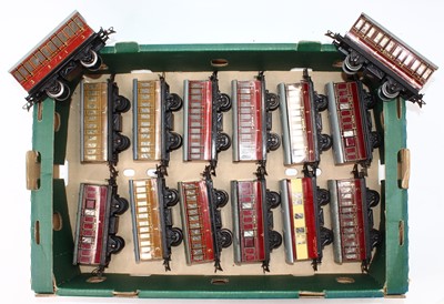 Lot 179 - One tray of Hornby 0 gauge 4 wheeled coaches,...