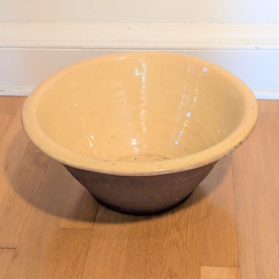 Lot 1041 - An earthenware pancheon, circa 1900, having a...