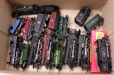 Lot 713 - A collection of unboxed 00 gauge steam locos,...