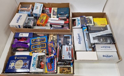 Lot 2140 - 3x trays of modern die-cast vehicles by...