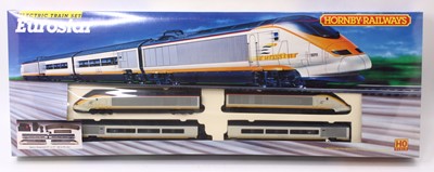 Lot 726 - A HO gauge Hornby Eurostar electric train set,...