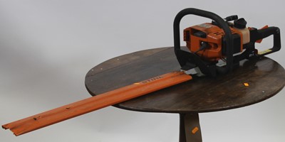 Lot 1078 - A Stihl HS80 petrol driven hedge-cutter