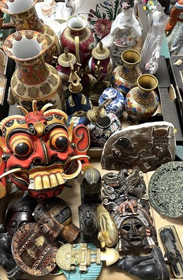 Lot 579 - A collection of miscellaneous items to include...