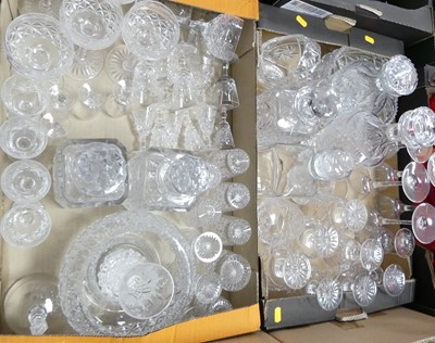 Lot 586 - A collection of glassware, to include cut...