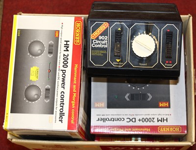 Lot 1586 - A quantity of Hornby HM2000 power controllers,...