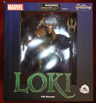 Lot 1613 - A Gallery Diorama Marvel boxed PVC diorama of...