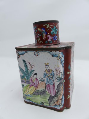 Lot 493 - A Chinese enamelled tea caddy, decorated with...