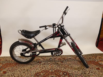 Lot 1175 - A Schwinn Stingray Chopper bike