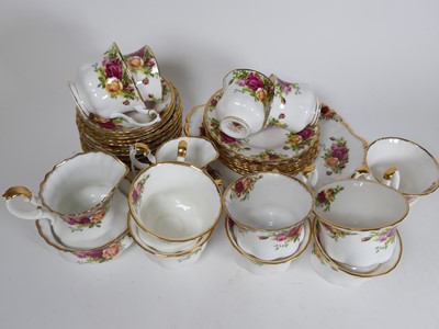 Lot 181 - A Royal Albert Old Country Roses pattern tea...