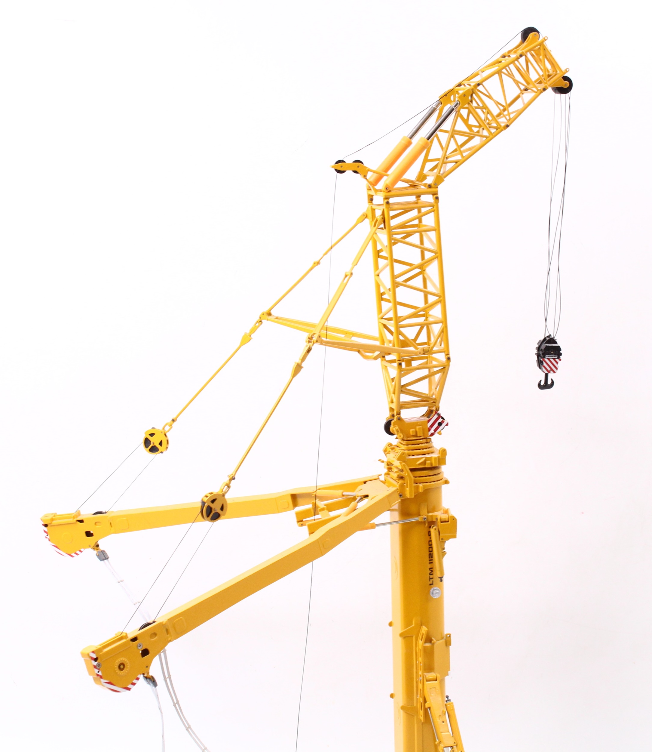 Lot 854 - An NZG Liebherr LTM 11200 1/50 scale mobile