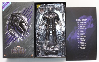 Lot 1727 - A Hot Toys 1/6 scale action figure of No....