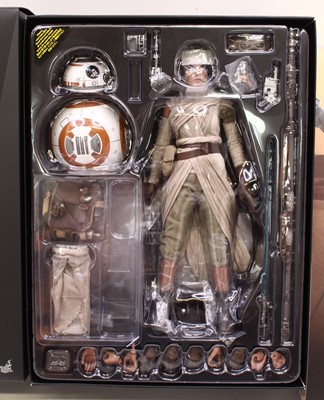 Lot 1740 - A Hot Toys 1/6 scale action figure of a No....