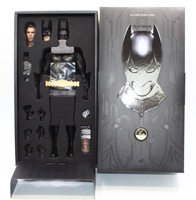 Lot 1783 - A Hot Toys 1/4 scale action figure of a QS001...