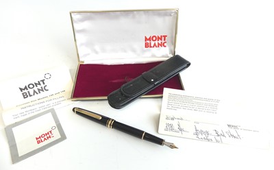 Lot 2400 - A cased vintage Mont Blanc Meisterstück...