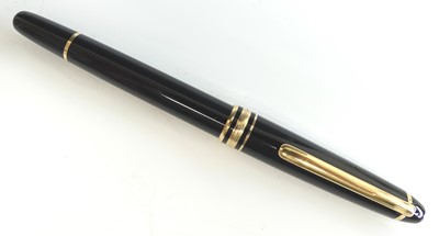 Lot 2400 - A cased vintage Mont Blanc Meisterstück...