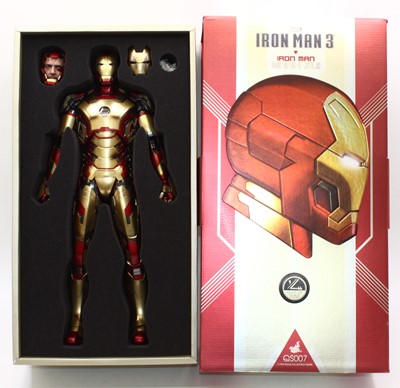 Lot 1794 - A Hot Toys 1/4 scale action figure of a No. QS...