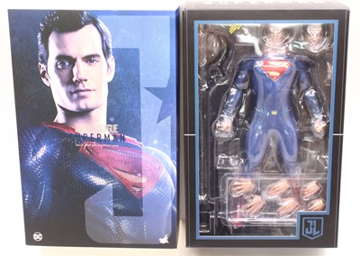 Lot 1837 - A Hot Toys 1/6 scale action figure of a No....